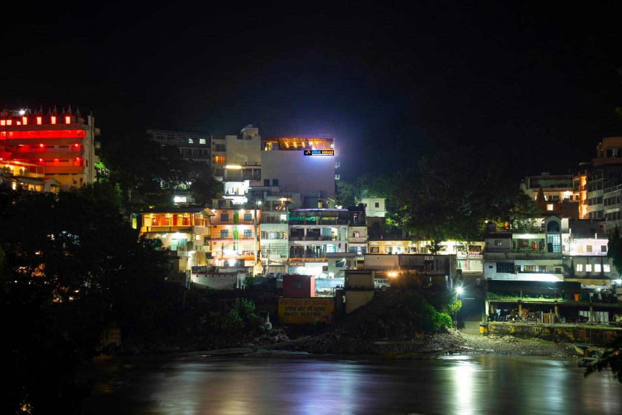 Madpackers Rishikesh Laxman Jhula Hostel Exterior photo